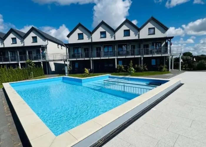 Lägenhet Ksawery Parking W Cenie Podgrzewany Basen Rewal