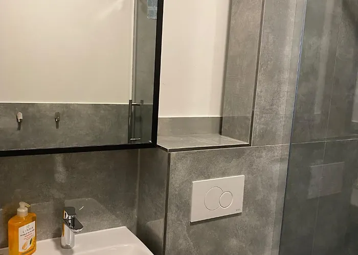 Ksawery Parking W Cenie Podgrzewany Basen Rewal