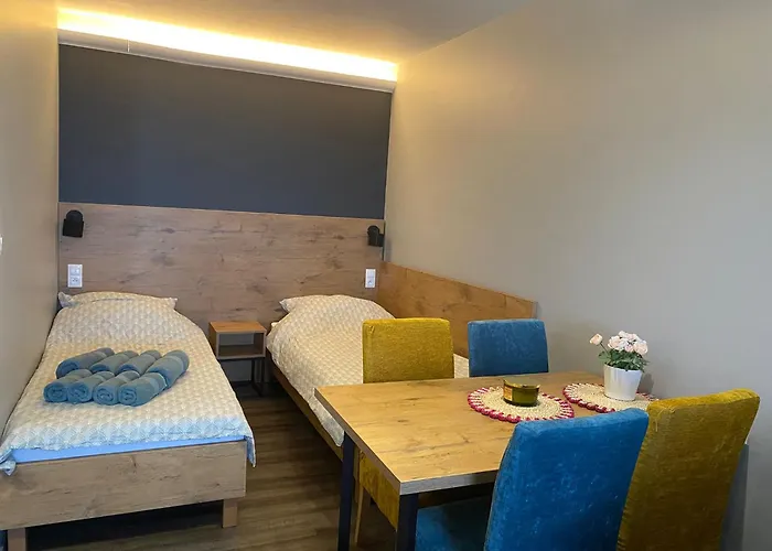 Ksawery Parking W Cenie Podgrzewany Basen Rewal